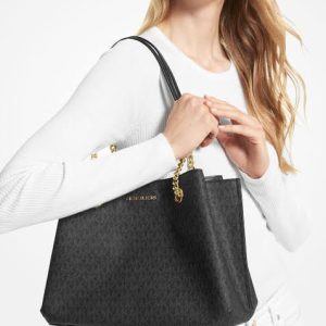 MICHAELL KORSS TEAGEN 