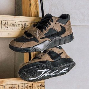 AIR JORDANSS RETRO Travis Scott