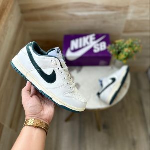 Nikee sb dunk split ATHLETIC DEPARTMENT