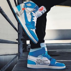 NIKEE RETRO 1 "OFF WHITE"