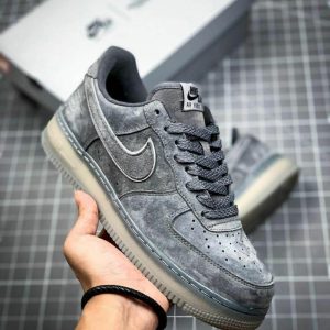 NIKEE AIRFORCE 1