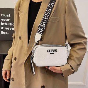 GUESSS POCHETTE PREMIUM SIDE BAG