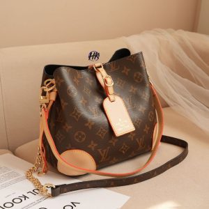 Louis vuittonn Large Vintage Bucket Bag