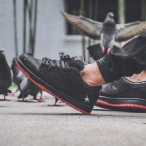 NIKEE SB DUNK NYC PIGEON BLACK