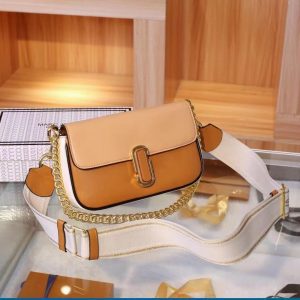 MARC JACOBSS MJ THE J COLLECTION 3700