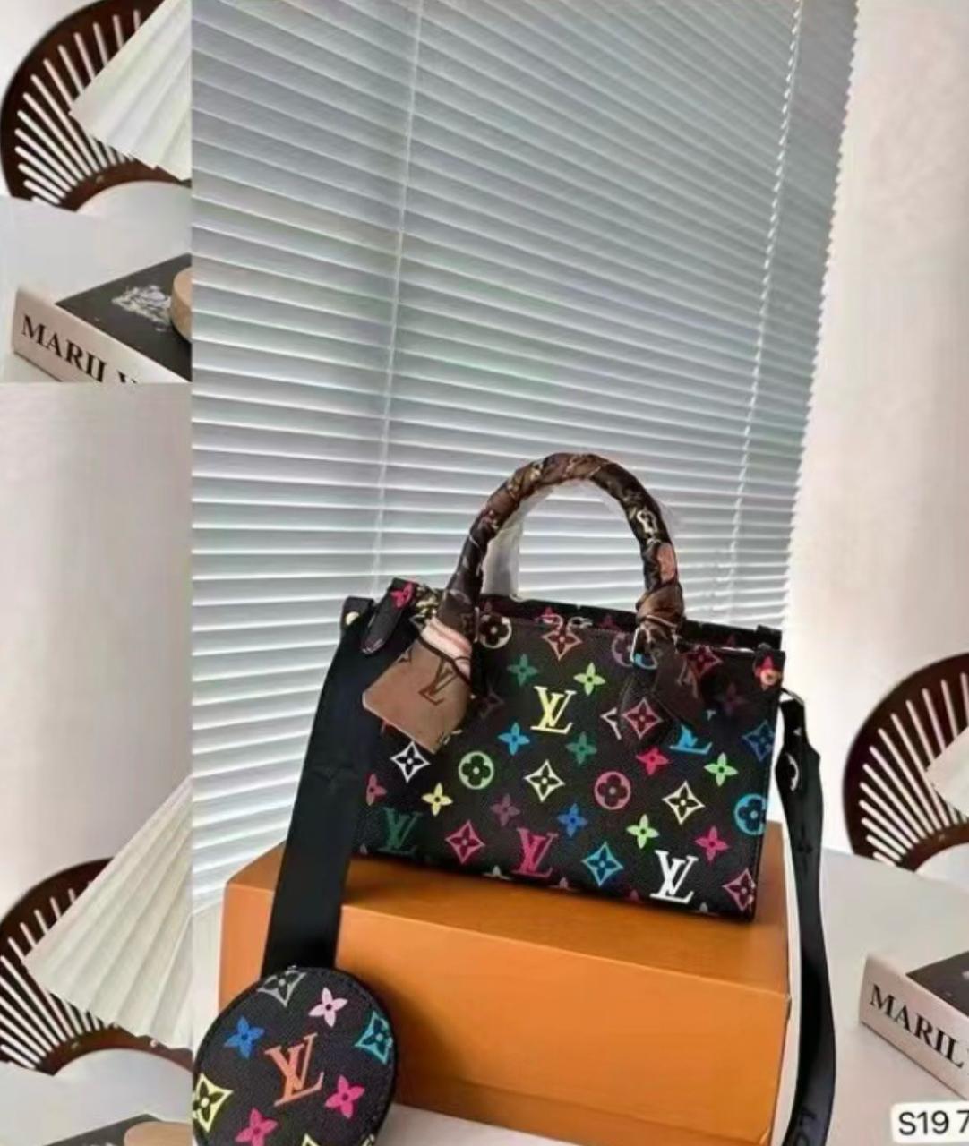 LOUISS VUITTONN ON THE GO EAST WEST BAG