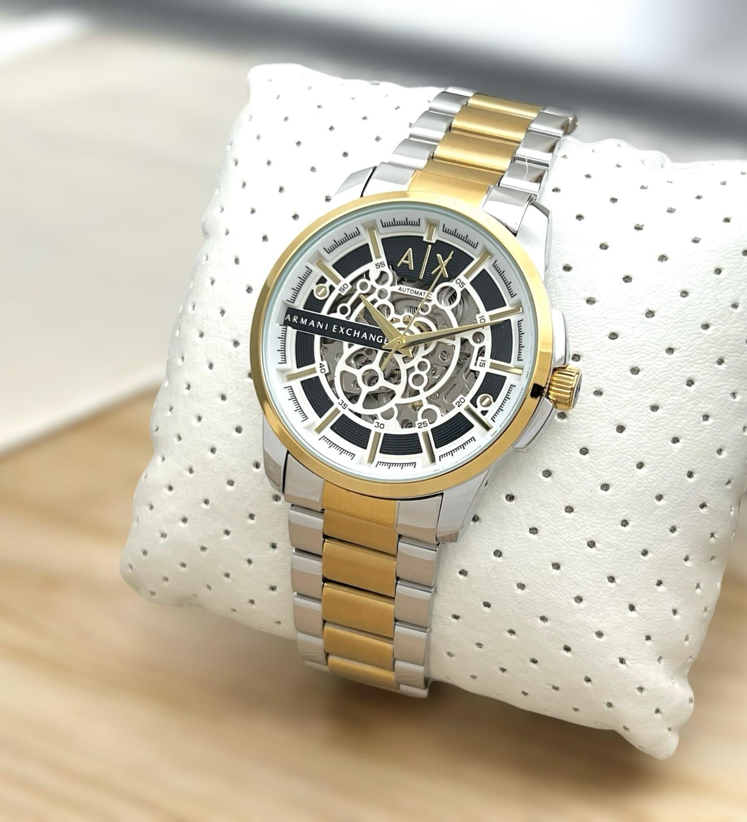 ARMANII EXCHANGEE - Image 5