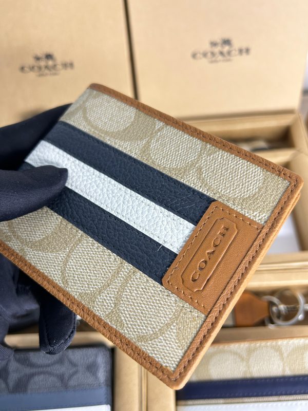 COACHH PREMIUM QUALITY LEATHER WALLETS WITH KEY CHAIN - Image 6
