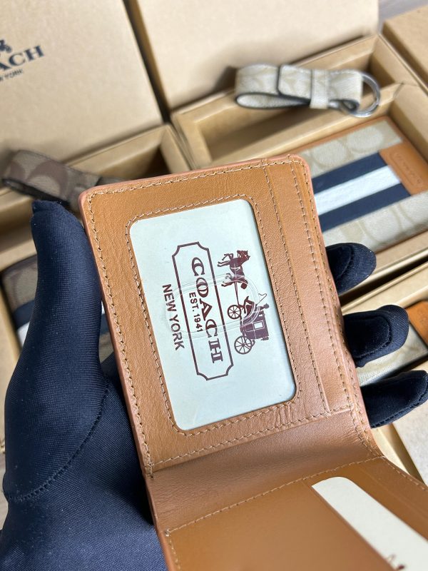 COACHH PREMIUM QUALITY LEATHER WALLETS WITH KEY CHAIN - Image 5