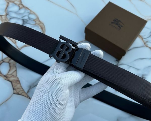 BURBERRYY  REVERSIBLE BELT - Image 2
