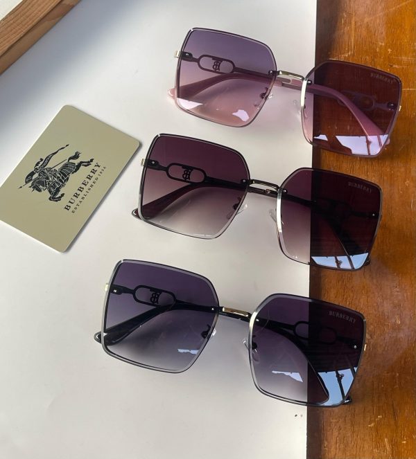 BURBERRYY-SUNGLASSESS - Image 2