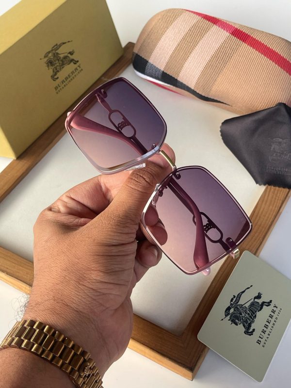 BURBERRYY-SUNGLASSESS - Image 4