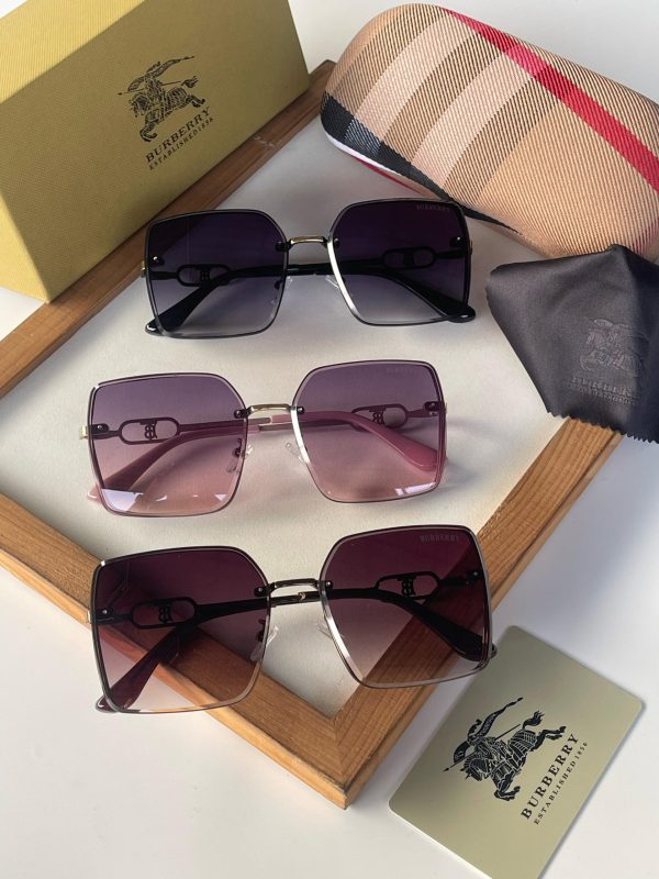 BURBERRYY-SUNGLASSESS - Image 3