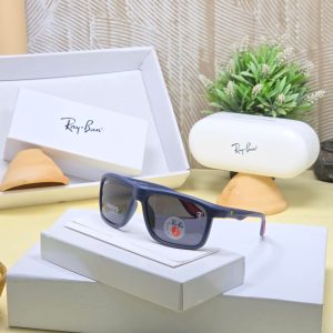 RAYBANN POLORIZED LENS SUNGLASSESS