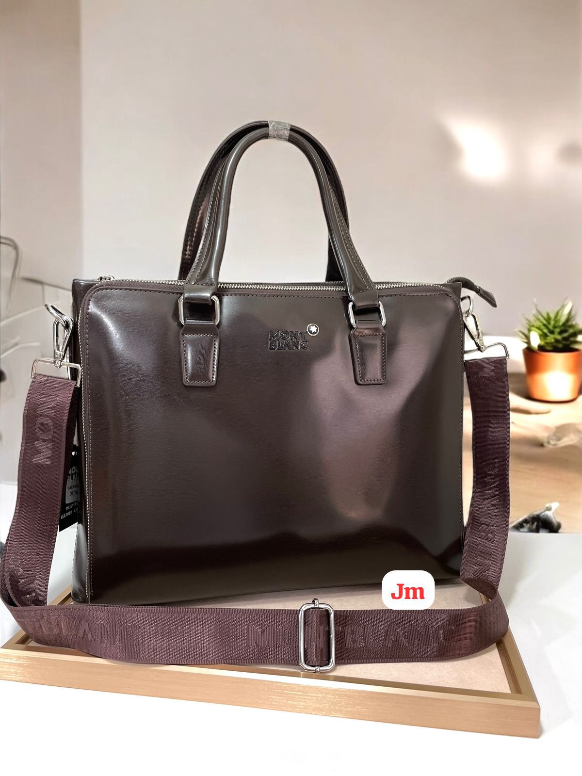 TOP QUALITY LAPTOP BAG( WITH OG DUSTCOVER - Image 11