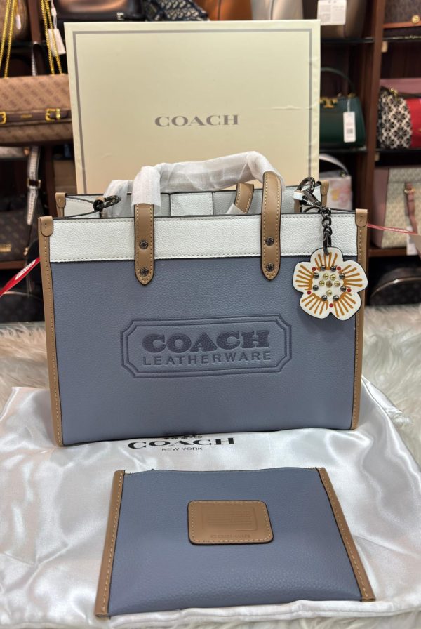 COACHH FIELD TOTE - Image 4