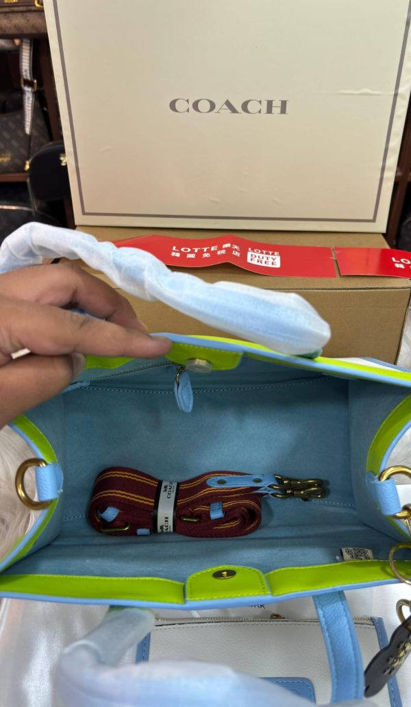 COACHH FIELD TOTE - Image 6