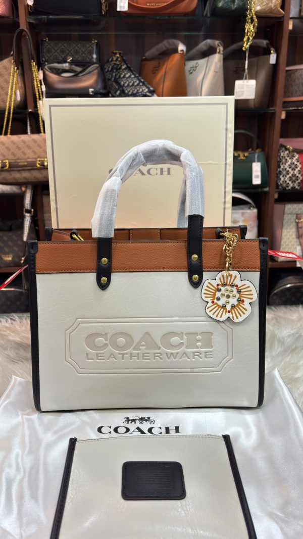 COACHH FIELD TOTE - Image 2