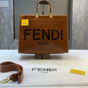 FendiI Roma Plain Ladies Trendy Leather Handbag
