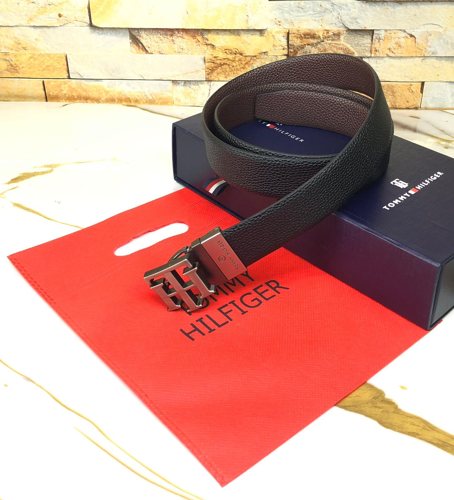 TOMMYY HILFIGERR - Image 3