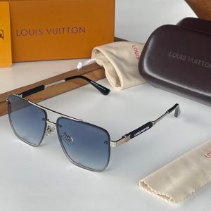 LOUISS VUITTONN SUNGLASSESS