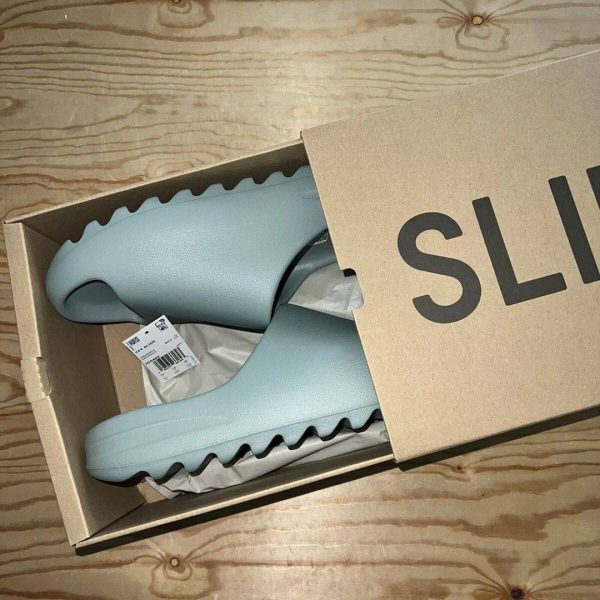 Adidass Yeezy Slides - Image 4