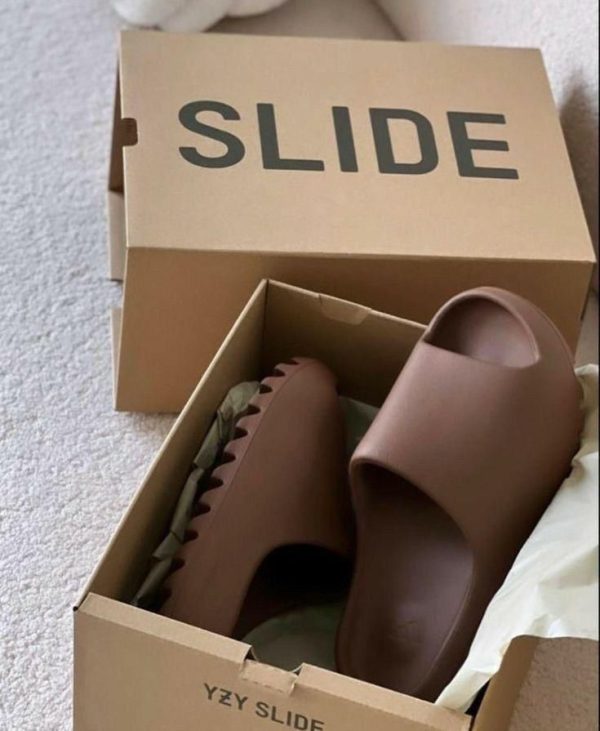 Adidass Yeezy Slides