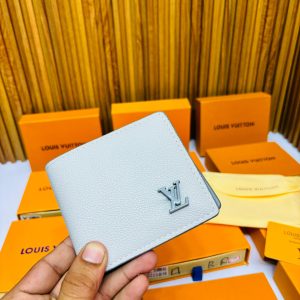 LVV PREMIUM QUALITY WALLET WITH BOX 