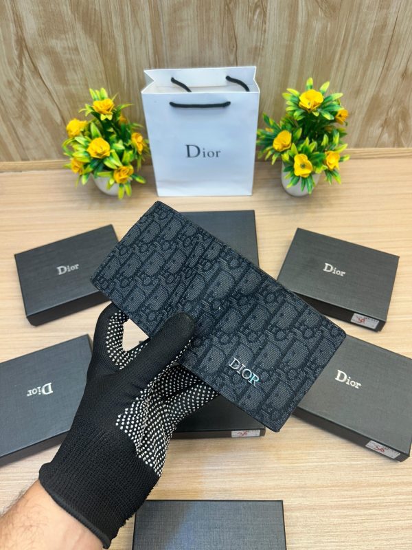 DIORR Premium Quality High Demanded Men’s wallet - Image 2