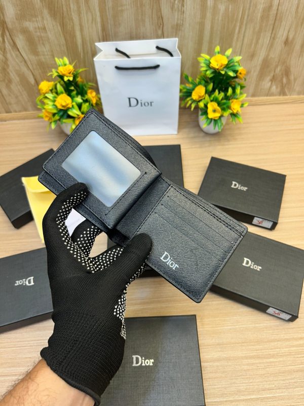 DIORR Premium Quality High Demanded Men’s wallet - Image 4