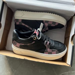 Lvv sneaker premium quality