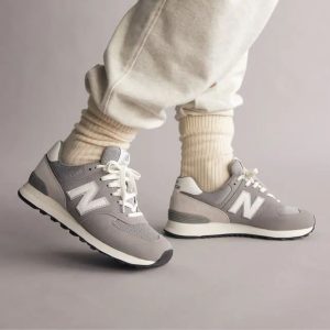 New Balancee 574 Grey White