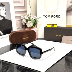 TOM FORDD