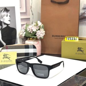 BURBERRYY