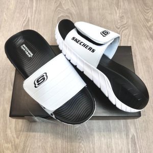 Skecherss Go Recover Adjust Premium Slides