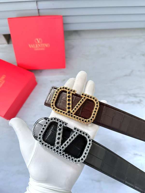 VALENTINOO - Image 7