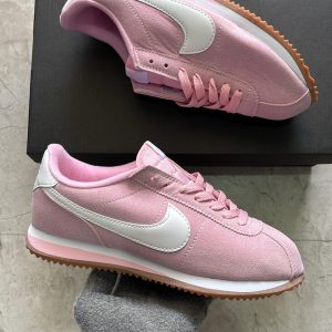 Nikee cortez 