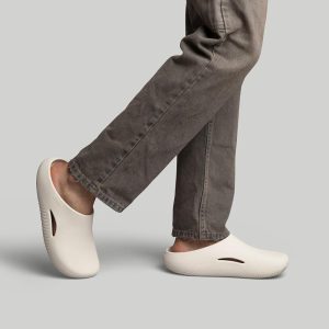 Crocss Mellow Recovery Clog