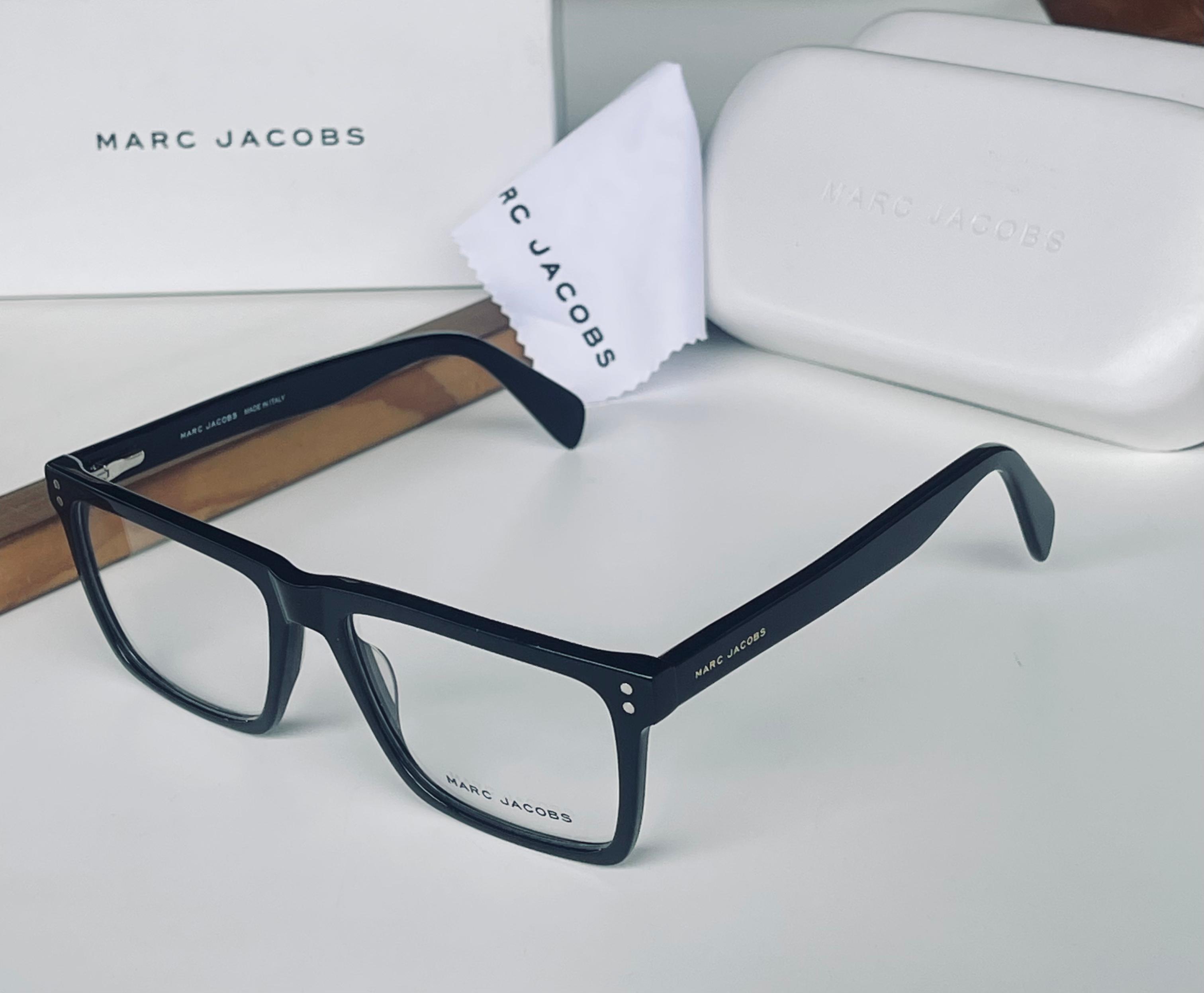 MARC JACOBSS TRANSPARENT LENS