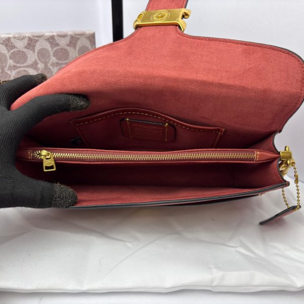 LATEST EDITION COACHH TABBY SHOULDER BAG - Image 12