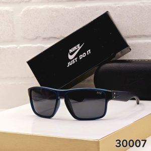NIKEE WAYFARER