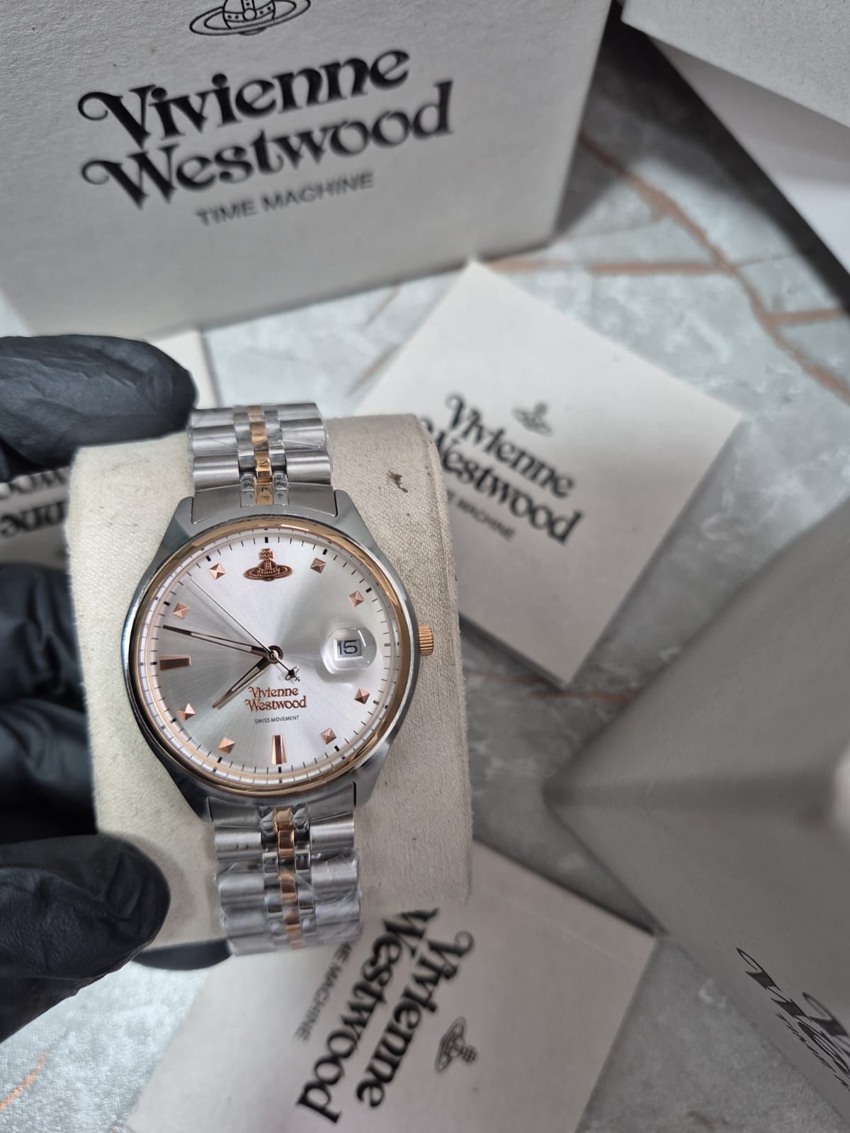 Viviennee Westwoodd - Image 2