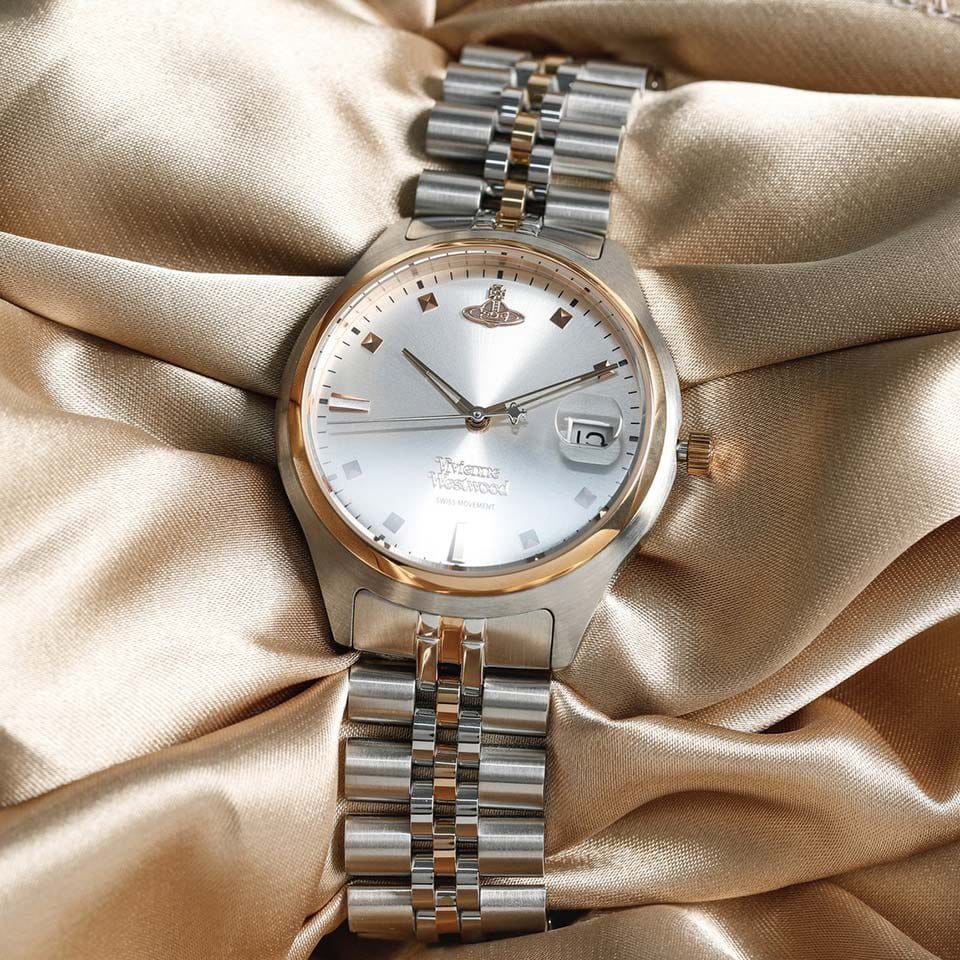 Viviennee Westwoodd - Image 4