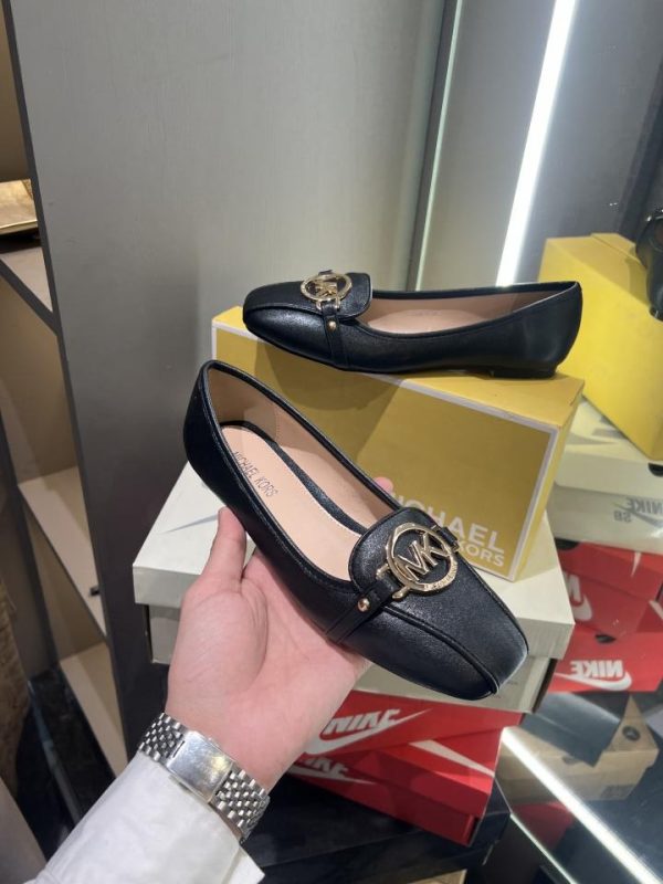 MICHAELL KORSS FLATS COLLECTION - Image 3