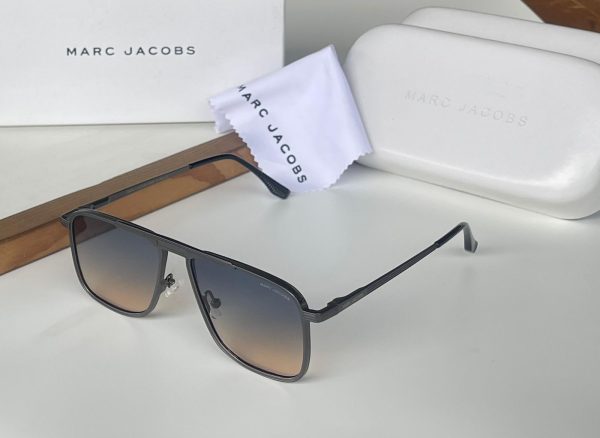 MARCC JACOBSS SUNGLASSESS