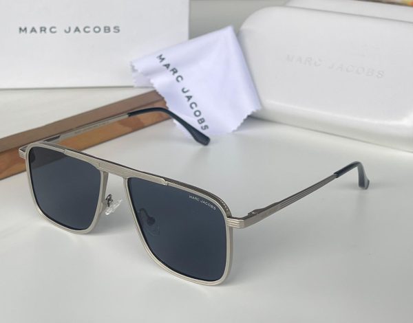 MARCC JACOBSS SUNGLASSESS - Image 6