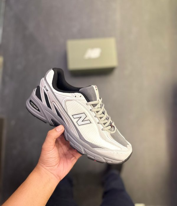NEW BALANCEE 509 WHITE GREY - Image 2