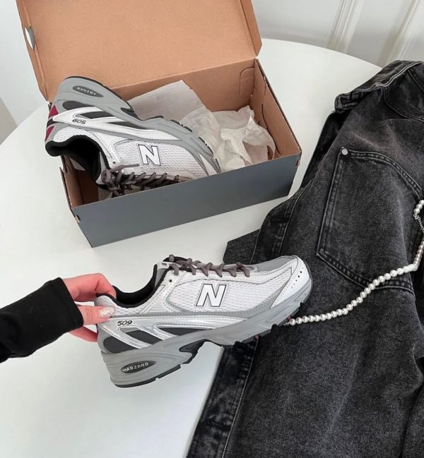 NEW BALANCEE 509 WHITE GREY