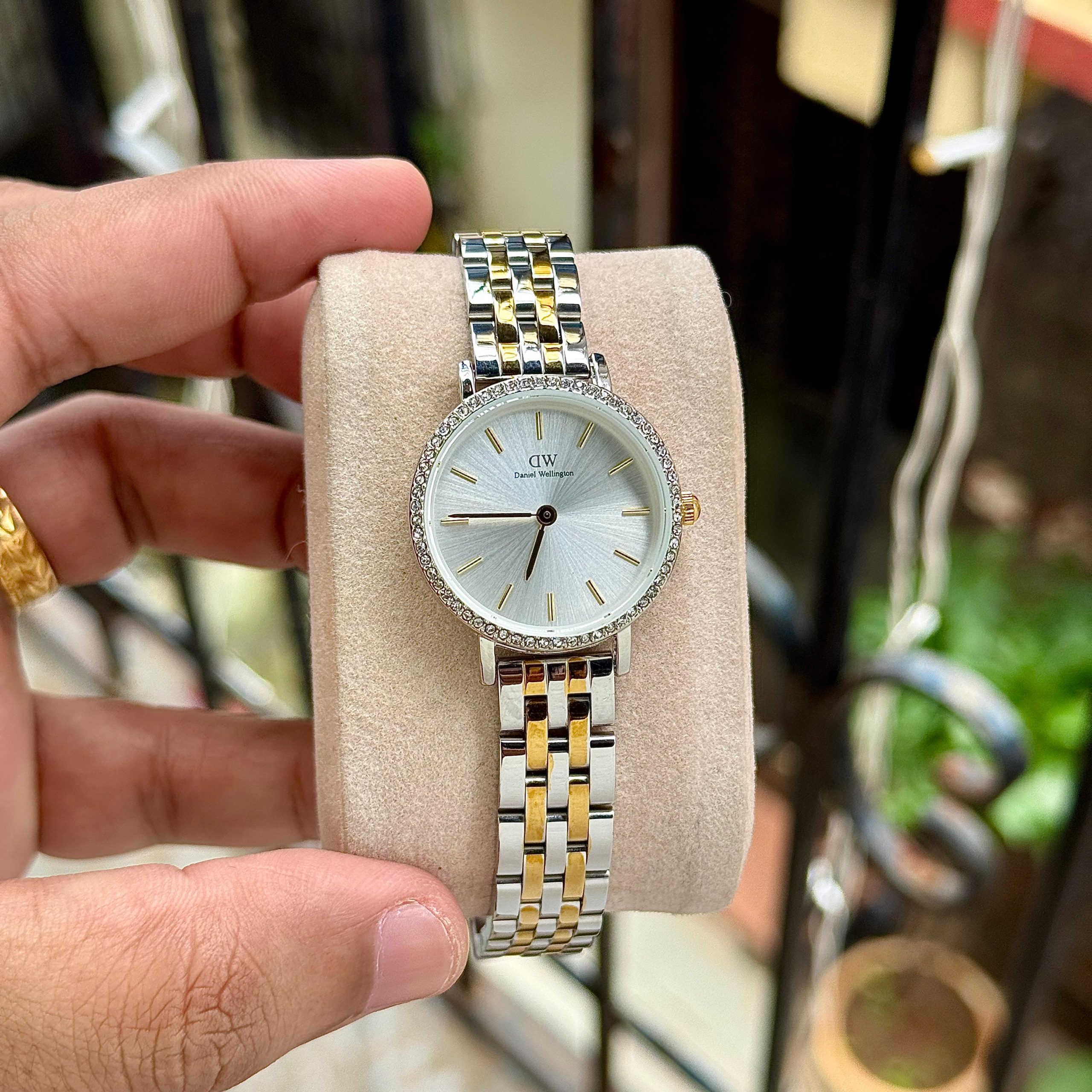 Daniell Wellingtonn - Image 2