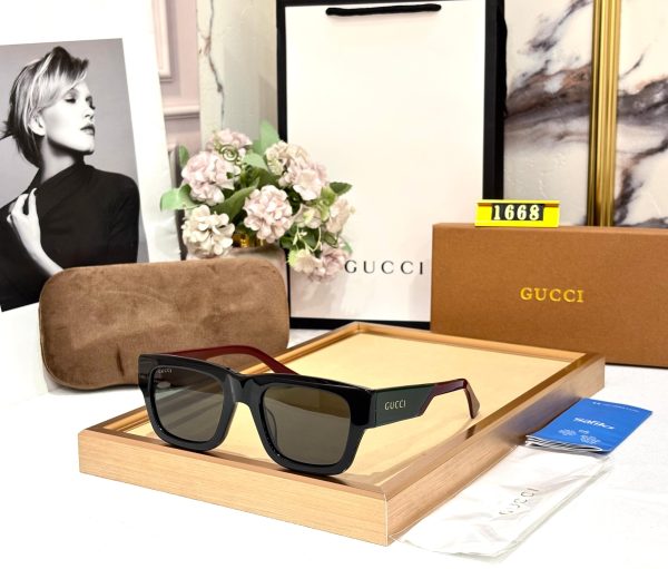GUCCII   STORE ARTICLE - Image 2